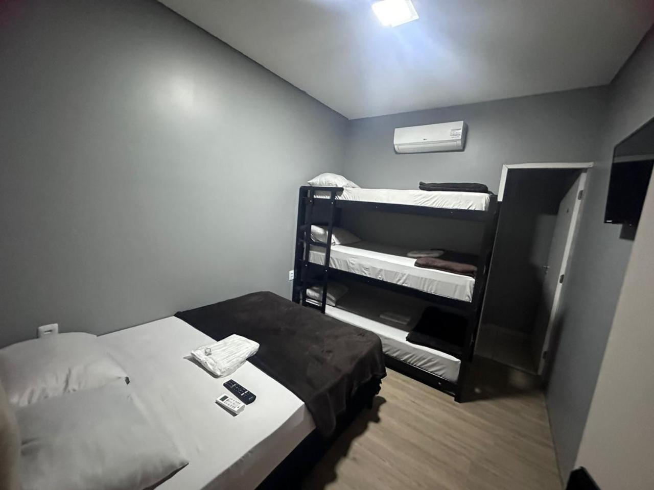 On Hostel II Gru Aeroporto Translado 24 Hs 瓜卢流斯 外观 照片